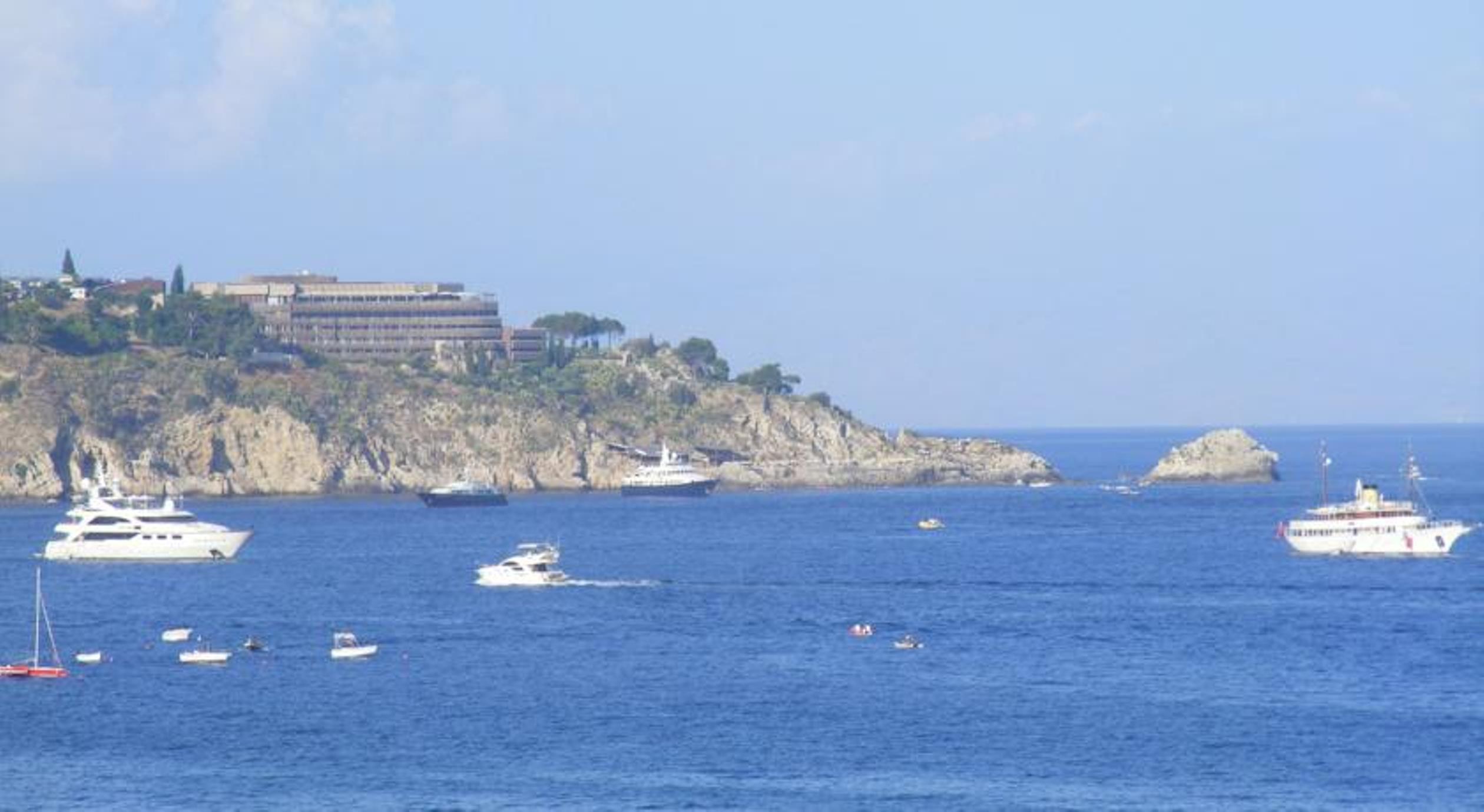 Hotel Sabbie D'Oro Giardini Naxos Ngoại thất bức ảnh