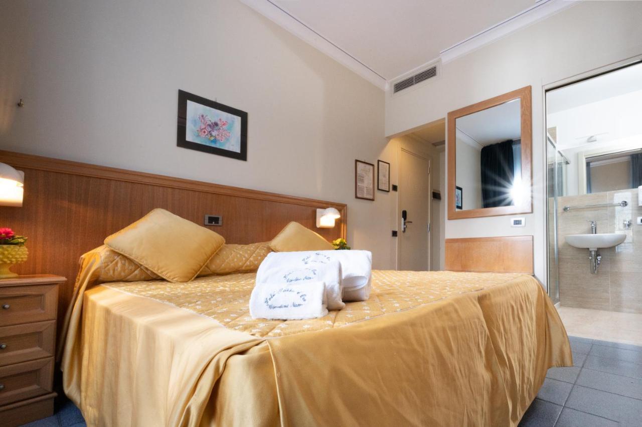 Hotel Sabbie D'Oro Giardini Naxos Ngoại thất bức ảnh