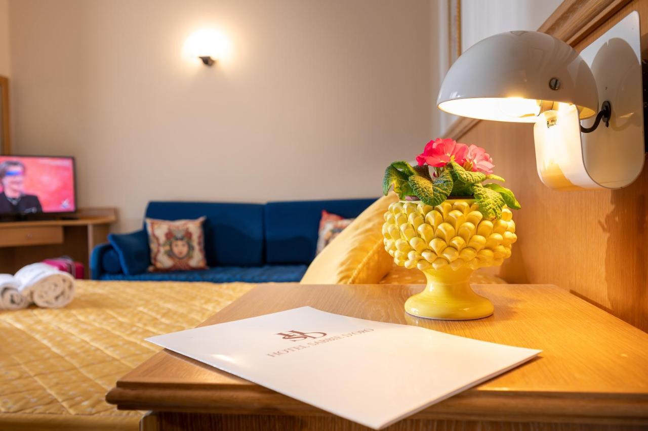 Hotel Sabbie D'Oro Giardini Naxos Ngoại thất bức ảnh