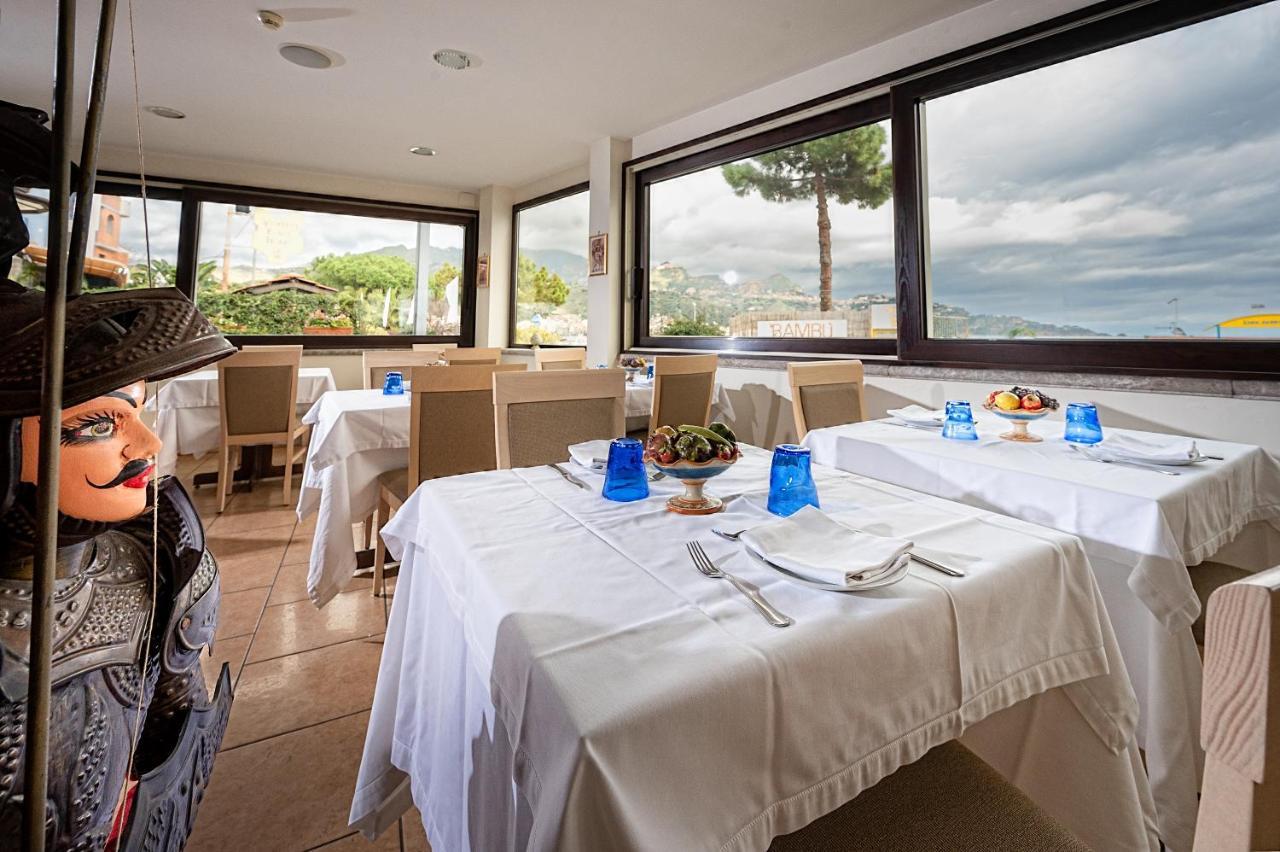 Hotel Sabbie D'Oro Giardini Naxos Ngoại thất bức ảnh