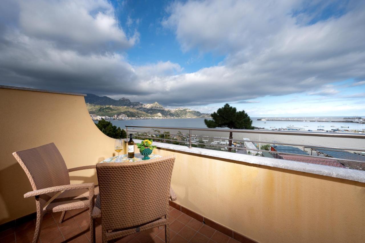 Hotel Sabbie D'Oro Giardini Naxos Ngoại thất bức ảnh