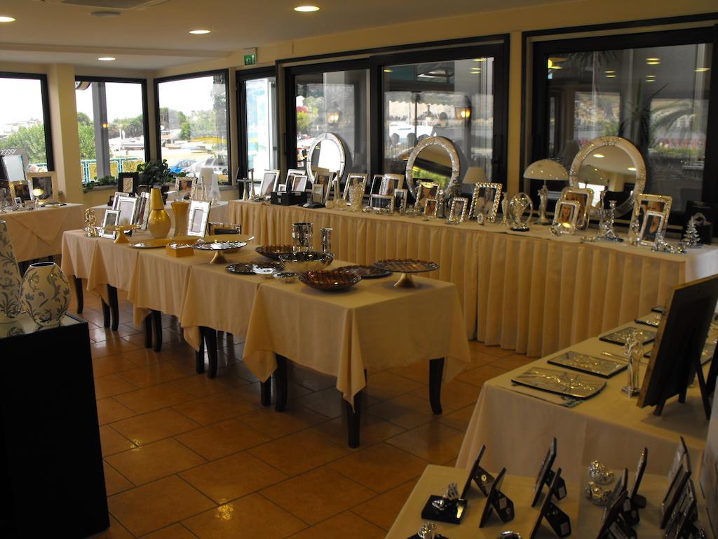 Hotel Sabbie D'Oro Giardini Naxos Ngoại thất bức ảnh