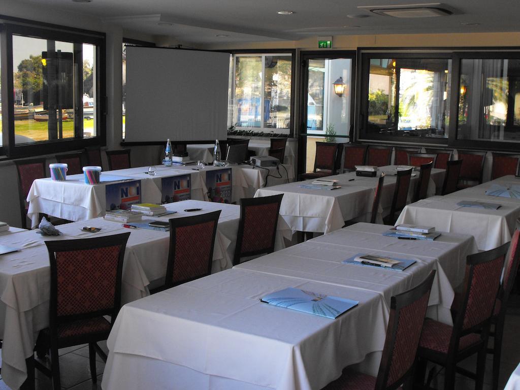 Hotel Sabbie D'Oro Giardini Naxos Ngoại thất bức ảnh