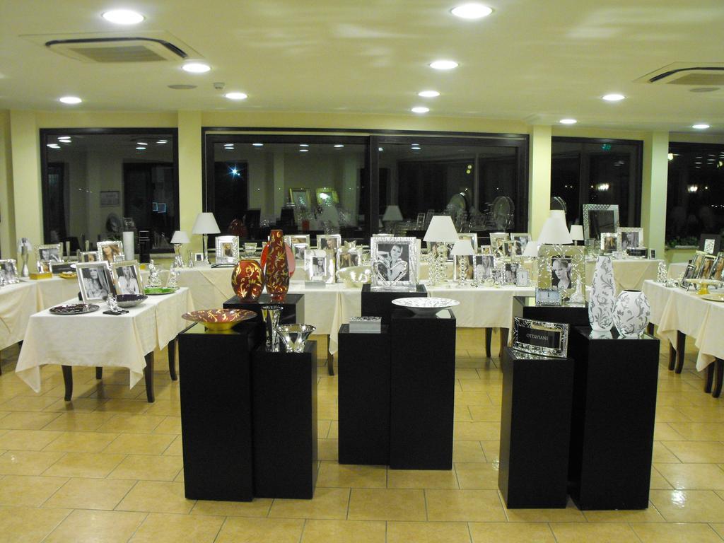 Hotel Sabbie D'Oro Giardini Naxos Ngoại thất bức ảnh